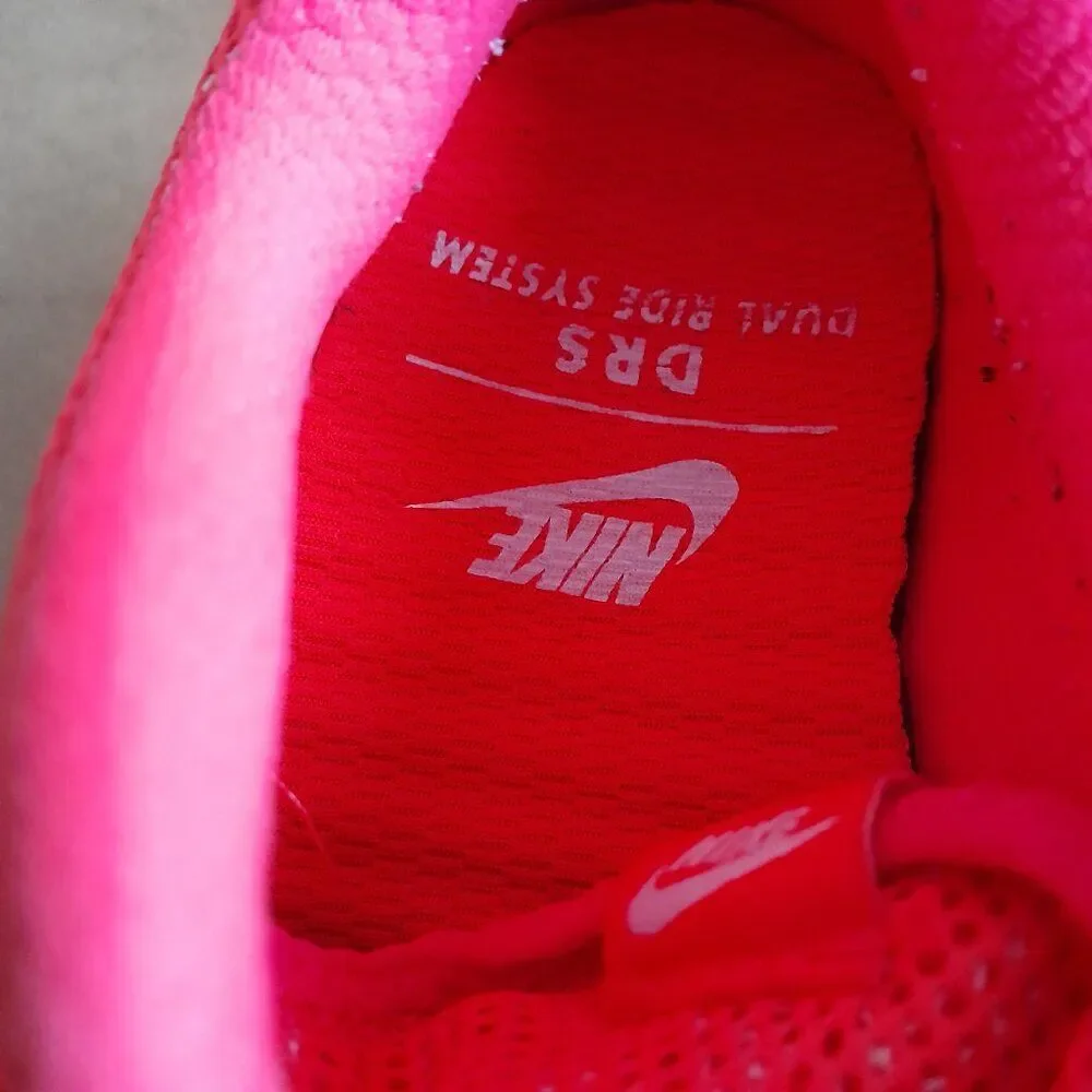 Nike DRS Dual Ride Systems Slip On Hybrid Shoes Red Woman’s Size 7